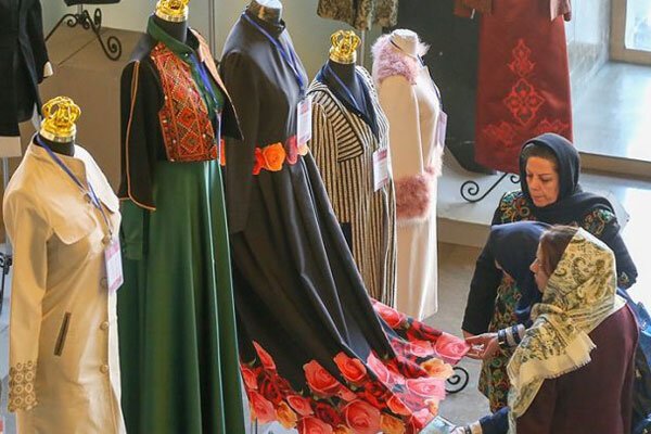 لباس ایرانی اصیل